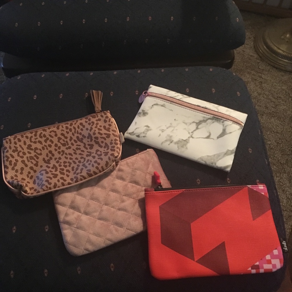 Lot Ipsy bags
